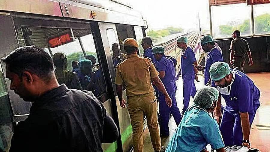 ಬೆಂಗಳೂರು: ನಮ್ಮ ಮೆಟ್ರೋ ರೈಲಿನಲ್ಲಿ 18 ನಿಮಿಷದಲ್ಲಿ ಜೀವಂತ ಹೃದಯ ಸಾಗಾಟ!