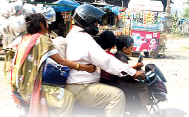 ಹೊಂದಿಸಿ ಬರೆಯಿರಿ