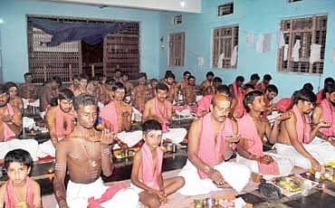ಕೊಟ್ಟೂರು ಮಾಲೆ