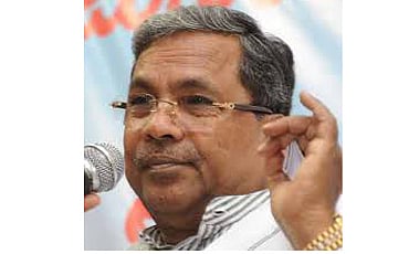 ಜನನಾಯಕರ ಜೋಲಿಯಲ್ಲಿ ಆರಾಮ ನಿದ್ರಿಸುತ್ತಿರುವ ಅಧಿಕಾರಶಾಹಿ