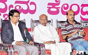 ಮಡಿವಂತರ ಶರಬತ್ತು!