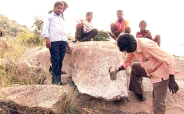 ಕಲ್ಲು ಘಂಟೆ ಬಾರಿಸುತ್ತೆ!