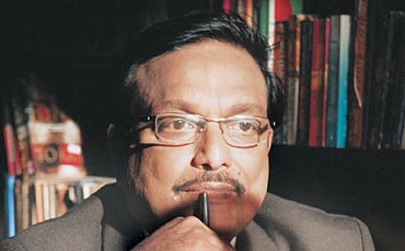 ಯಂಡಮೂರಿ ಚಪ್ಪಲಿ ತಂದರು!