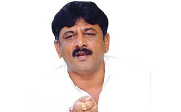 ನನ್ನನ್ನು ಪಕ್ಕಕ್ಕಿಟ್ಟು ರಾಜಕಾರಣ ಕಷ್ಟ