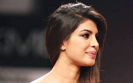 ಪಿಂಕಿ ಕ್ಯಾಬರೆ ಡಾನ್ಸ್