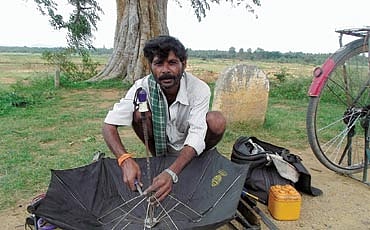 ಕೊಡೆಯ ನೆರಳು!