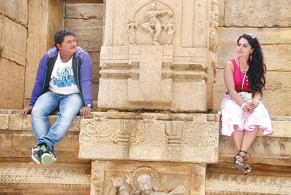 ಕೋಮಲ್, ಪ್ರಾರ್ಥನಾ... ಪ್ಯಾರ್‌ಗೆ ಆಗ್ಬಿಟೈತೆ