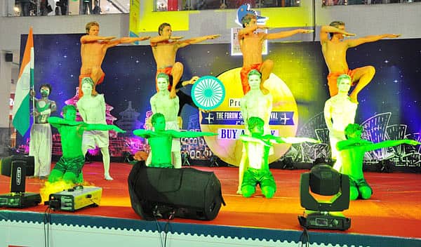 ಫೋರಮ್ ಮಾಲ್ನಲ್ಲಿ 'ಪ್ರಿನ್ಸ್' ಡ್ಯಾನ್ಸ್