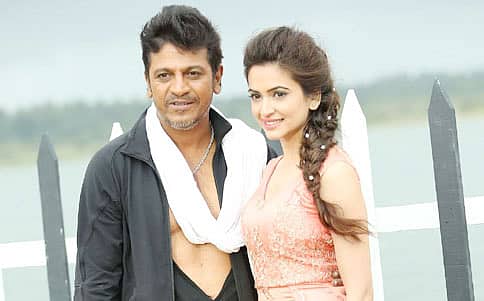 ಬೆಳ್ಳಿ ಮೂಡಿತೊ... ಸೀಟಿ ಬಿದ್ದಿತೊ...!