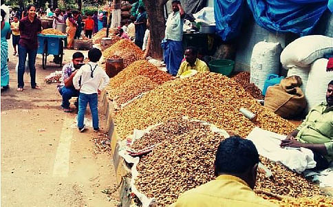 ಕಡಲೆಕಾಯಿ ಪರಿಷೆ ಮುನ್ನವೇ ಮಾರಾಟ