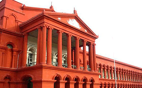 ಅತ್ಯಾಚಾರಿಗಳು ಪಾರಾಗದಂತೆ ನೋಡಿಕೊಳ್ಳಿ