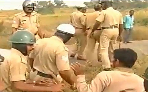 ಸರ್ಕಾರದ ವಿರುದ್ಧ ಭುಗಿಲೆದ್ದ ಗೊರೂರು ಗ್ರಾಮಸ್ಥರ ಆಕ್ರೋಶ