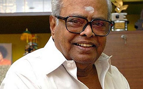 ಬಾಲಚಂದರ್ ಎದ್ದು ಮುಗುಳ್ನಕ್ಕರು: ರಜನಿ