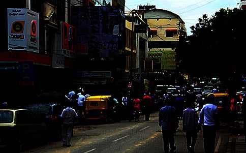 ಬೆಂಗಳೂರಿನಲ್ಲಿ ಬಾಂಬ್ ಸ್ಫೋಟ; ಮಹಿಳೆ ಸಾವು, ಇಬ್ಬರಿಗೆ ಗಾಯ