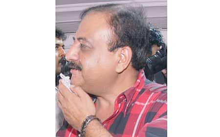 ಸ್ಯಾಟಲೈಟ್ ಟೌನ್ನಲ್ಲಿ