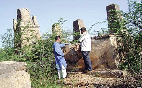 ಮಣ್ಣೊಳಗೆ ಕುಳಿತ ಕತೆಗಳು