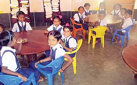 ಕಾಣಿಕೆ ಡಬ್ಬಿ ಮೇಷ್ಟ್ರ ಶಾಲೆ