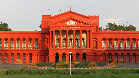 ಕಾಯ್ದೆ ಉಲ್ಲಂಘಿಸುತ್ತಿದ್ದರೆ ಕಾಲೇಜುಗಳ ಬಂದ್ ಮಾಡಿ