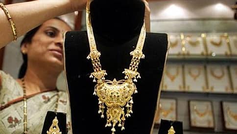 Gold Rate: ಮತ್ತೆ ಗಗನಕ್ಕೇರಿದ ಚಿನ್ನದ ದರ, ಒಂದೇ ದಿನ ಬರೊಬ್ಬರಿ 4 ಸಾವಿರ ರೂ ಏರಿಕೆ, ಎಷ್ಟು ಗೊತ್ತಾ?