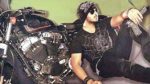 'ರಣಧೀರ ಪ್ರೇಮಲೋಕದಲ್ಲಿ' ಮನೋರಂಜನ್ ನ ಮೊದಲ ಚಿತ್ರ ಅಲ್ಲ?