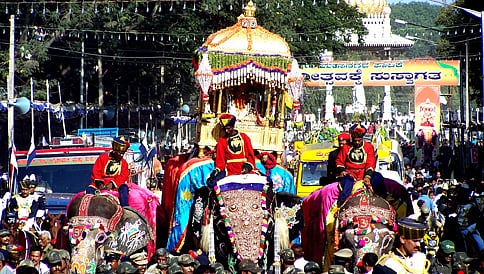 ಒಂದು ದಿನ ಮುಂಚೆ ಜಂಬೂಸವಾರಿ!
