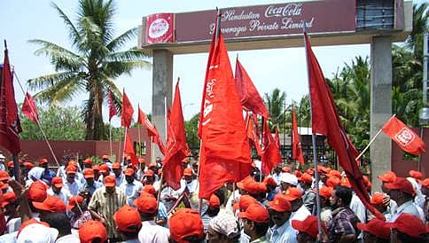 ವಾರಣಾಸಿಯಲ್ಲಿ ನೀರಿನ ಕೊರತೆ; ಕೊಕಾಕೋಲಾ ಸಂಸ್ಥೆಯ ನಿಷೇಧಕ್ಕೆ ಆಗ್ರಹ