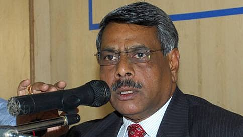 ನ್ಯಾ. ಅಡಿ ಪದಚ್ಯುತಿ ವಿರೋಧಿಸಿ ಸತ್ಯಾಗ್ರಹ