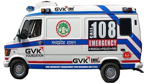 ಆಂಬುಲೆನ್ಸ್ ಗೆ ಬೆಂಕಿ: ನವಜಾತ ಶಿಶು ಸಾವು