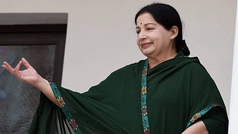 ಪ್ರವಾಹ ಸಂತ್ರಸ್ತರಿಗೆ ಮೋದಿಯವರಿಂದ ವಿಶೇಷ ಅನುದಾನ ಕೋರಿದ ಜಯಲಲಿತಾ