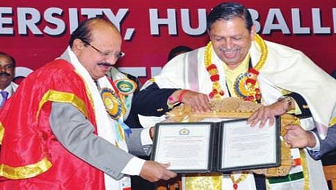 ನಿವೃತ್ತ ನ್ಯಾಯಮೂರ್ತಿಗಳಿಗೆ ಗೌರವ ಡಾಕ್ಟರೇಟ್