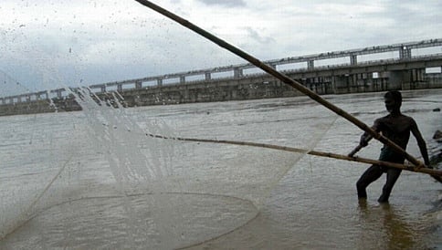 ೭೦ ಭಾರತೀಯ ಮೀನುಗಾರರನ್ನು ಬಂಧಿಸಿದ ಪಾಕಿಸ್ತಾನ