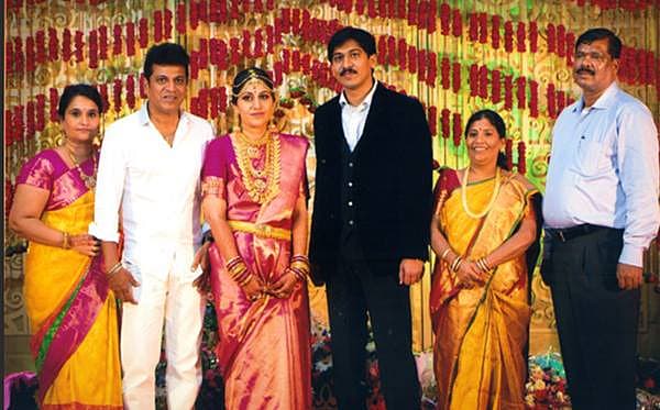 ಶಿವಣ್ಣನ ಮಗಳ ಮದುವೆ ಚಿತ್ರಗಳು<div><a href=