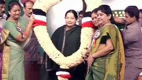 ಎಐಎಡಿಎಂಕೆ ಪಕ್ಷದ ಪ್ರಧಾನ ಕಾರ್ಯದರ್ಶಿಯಾಗಿ ಜಯಲಲಿತಾ ಮರು ಆಯ್ಕೆ