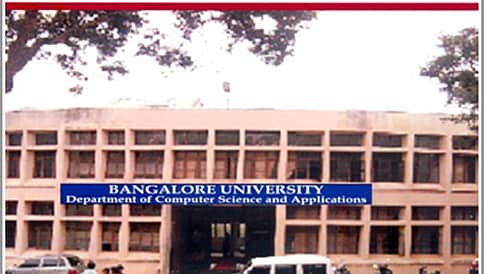 ಪಾಸ್‍ಗೆ ಒಂದು ವರ್ಷ ಅವಧಿ ಕಡಿತ: ಬೆಂಗಳೂರು ವಿವಿ ಅಕಾಡೆಮಿಕ್ ಸಭೆಯಲ್ಲಿ ನಿರ್ಧಾರ