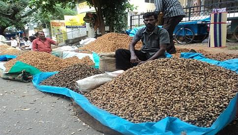 ಕಡಲೆಕಾಯಿ ಪರಿಷೆಗೆ ತಟ್ಟಿತು ಪರಿಷತ್ ಸಂಹಿತೆ ಬಿಸಿ