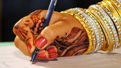 ಕೇಳೀ ಪ್ರೇಮಿಗಳೇ ...