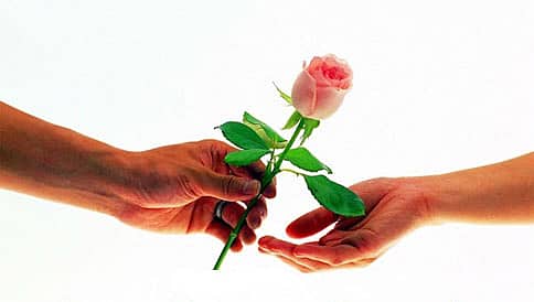 ಈ ಗುಲಾಬಿಯು ನಿನಗಾಗಿ ಅಂದವನು...