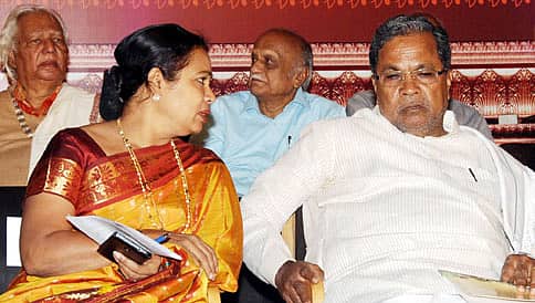 ಹಿಂದಿ, ಇಂಗ್ಲಿಷ್ ಬಂಡವಾಳಿಗರ ಭಾಷೆ