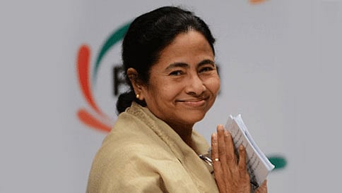 ಆಮ್ ಆದ್ಮಿ ಪಕ್ಷಕ್ಕೆ ಮತ ಹಾಕಿ: ಮಮತಾ ಬ್ಯಾನರ್ಜಿ