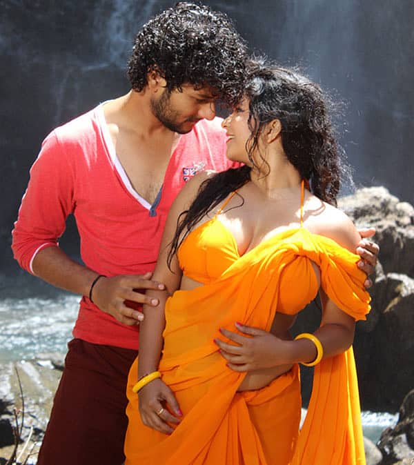 'ಕೋಟಿಗೊಂದ್ ಲವ್ ಸ್ಟೋರಿ' ಚಿತ್ರದ ಸ್ಟಿಲ್ಸ್