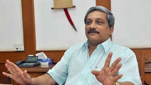 ರಕ್ಷಣಾ ಬಜೆಟ್ ಕೊಳ್ಳೆ ಹೊಡೆದ ಯುಪಿಎ ಸರ್ಕಾರ; ಪರ್ರಿಕರ್ ಆರೋಪ; ಕಾಂಗ್ರೆಸ್ ಕೆಂಡಾಮಂಡಲ
