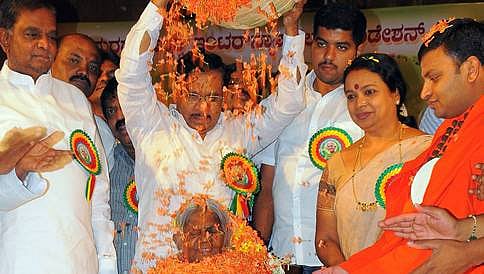 ಸಾಲುಮರದ ತಿಮ್ಮಕ್ಕ ಪ್ರತಿಷ್ಠಾನಕ್ಕೆ 10 ಎಕರೆ ಭೂಮಿ