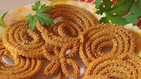 ಅವಲಕ್ಕಿ ಚಕ್ಕುಲಿ