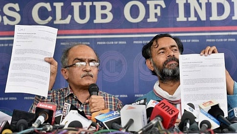 ಆಮ್ ಆದ್ಮಿ ಪಕ್ಷ ರಾಷ್ಟ್ರೀಯ ಕಾರ್ಯಕಾರಿಣಿ ಸಮಿತಿಯಿಂದ ಯೋಗೇಂದ್ರ, ಭೂಷಣ್ ಉಚ್ಛಾಟನೆ