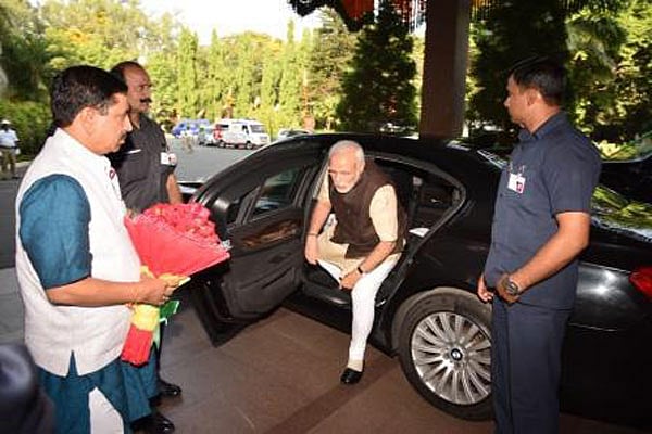 2020ಕ್ಕೆ ವಿಶೇಷ ಆರ್ಥಿಕ ಮಾರ್ಗಸೂಚಿ ರಚನೆ ಮಾಡಿ: ನರೇಂದ್ರ ಮೋದಿ