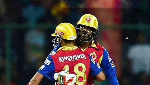 ಚಾಲೆಂಜರ್ಸ್ ಆಕ್ರಮಣಕ್ಕೆ ಡೆಲ್ಲಿ ಢಮಾರ್