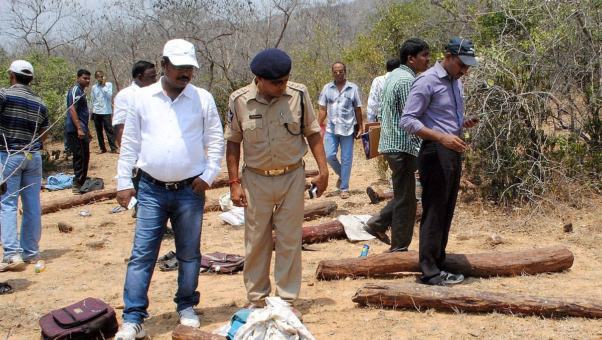 ತಂಡದಲ್ಲಿದ್ದ ಇಬ್ಬರು ಅಂತಾರಾಷ್ಟ್ರೀಯ ಕಳ್ಳರು