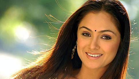 `ಅಲೋನ್' ಚಿತ್ರದಲ್ಲಿ ಸಿಮ್ರಾನ್ ಸೂಪರ್ ಕಾಪ್