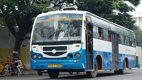 ಮಹಿಳಾ ಸೀಟ್‍ನಲ್ಲಿ ಪ್ರಯಾಣಿಸುತ್ತಿದ್ದ ಪುರುಷರಿಗೆ ದಂಡ!