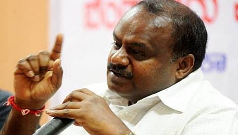 ಕಾಂಗ್ರೆಸ್ ಸರ್ಕಾರವನ್ನು ವಜಾಗೊಳಿಸಿ: ರಾಜ್ಯಪಾಲರಿಗೆ ಎಚ್ ಡಿಕೆ ಒತ್ತಾಯ